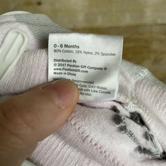 Izzy & Owie “Some Bunny Loves You” Pink Bodysuit & Legging Set - Size 0-6 Months - Picture 5 of 7